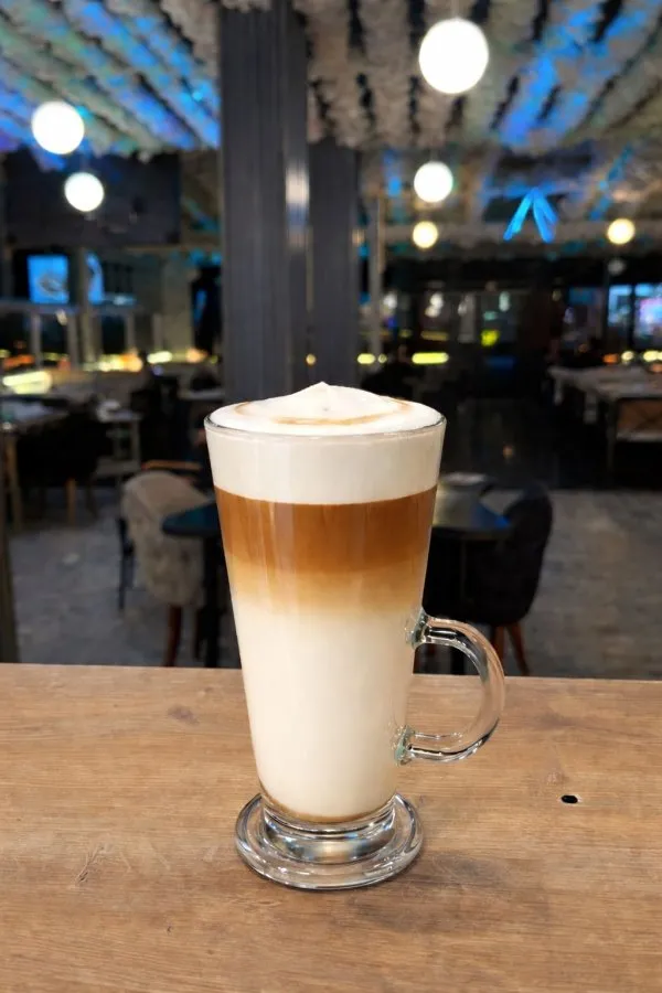 LATTE MACCHİATO
