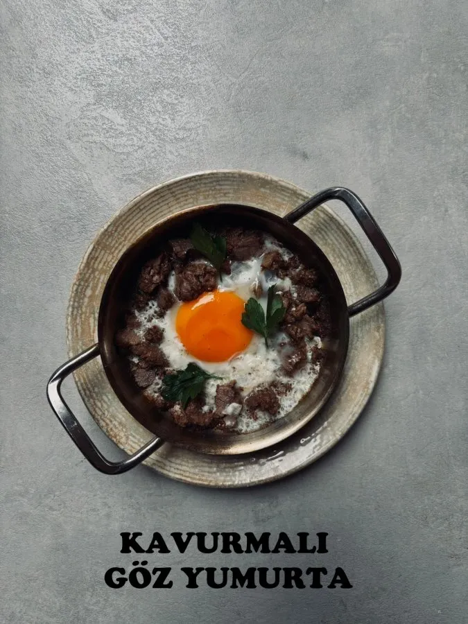  KAVURMALI GÖZ YUMURTA
