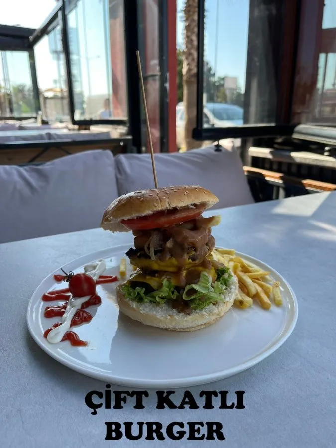 ÇİFT KATLI BURGER