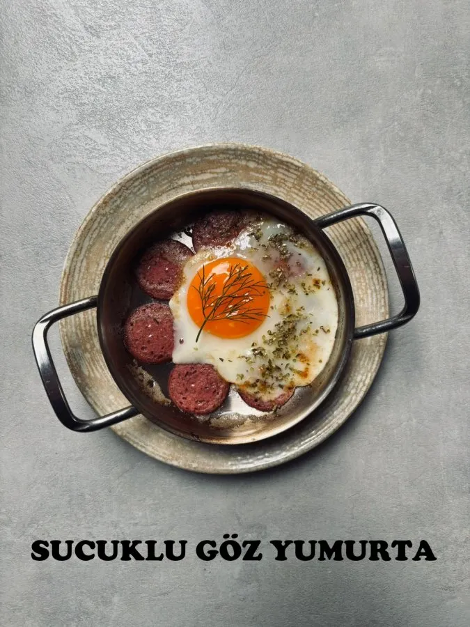 SUCUKLU GÖZ YUMURTA