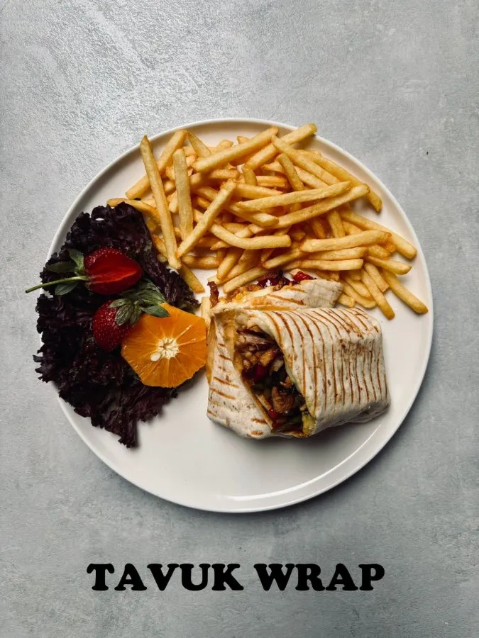 TAVUKLU WRAP
