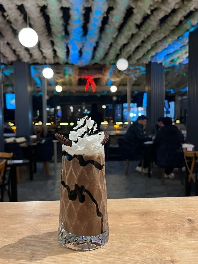 ÇİKOLATALI MİLKSHAKE
