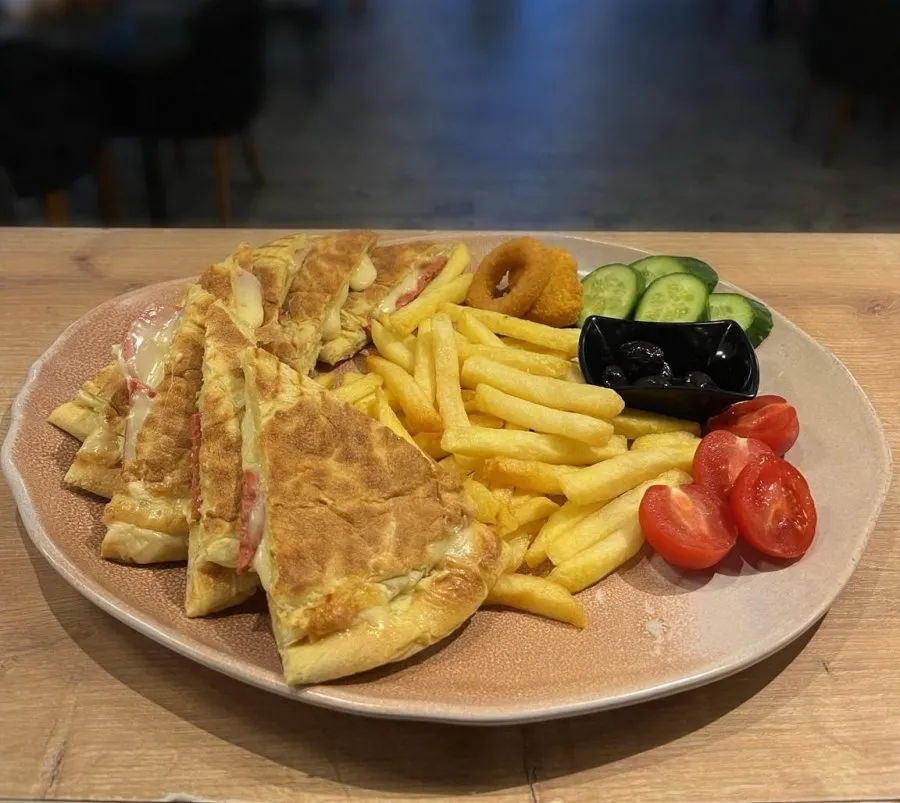 BAZLAMA KAŞARLI TOST